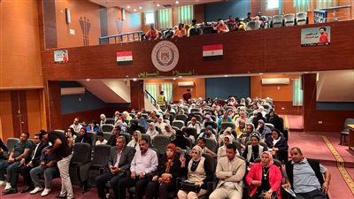 البرلماني عبد الحميد كمال بندوة إعلام السويس يطالب بضرورة تحسين الخدمات بمرفق السكة الحديد