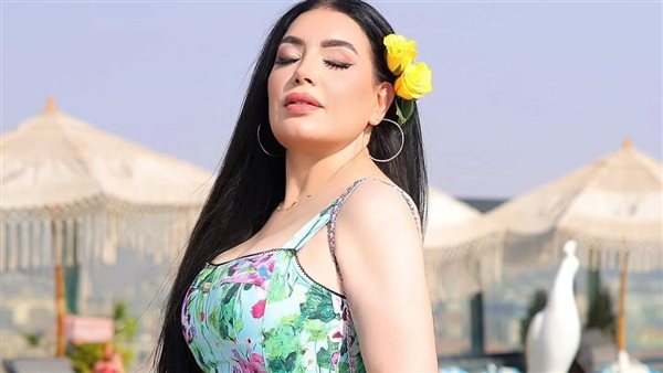 إطلالة أنيقة للفنانة عبير صبري في أحدث ظهور لها