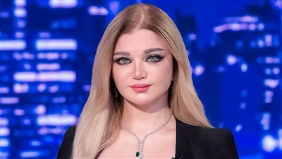 اتحرجت من المصورين.. ياسمين الخطيب ترد على أزمة المنديل وتدعو لدعم مسابقة ملكة جمال مصر