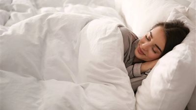 وداعا للسهر أمام الشاشات.. جيل زد يستثمر في النوم عبر «اقتصاد العافية»