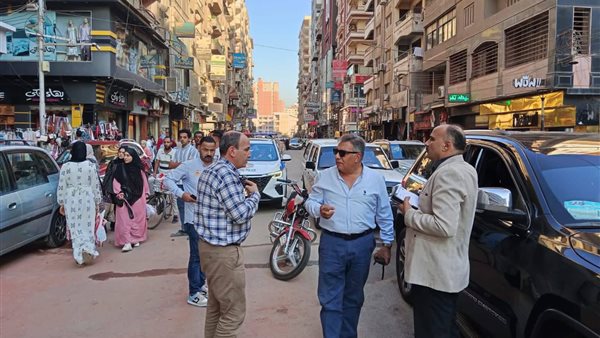 محافظ الدقهلية يتفقد شوارع وميادين وحدائق المنصورة ويشدد على الانضباط ورفع كفاءة الخدمات
