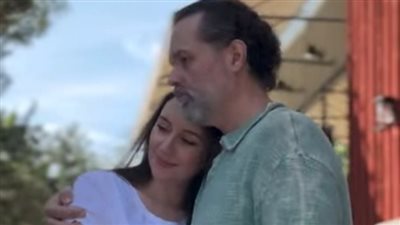 محمد محمود عبد العزيز لزوجته في عيد ميلادها: أنت مصدر قوتي في وقت ضعفي