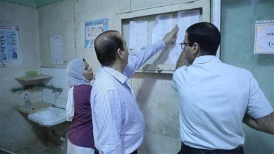 في زيارة مفاجئة.. نائب وزير الصحة يوجه باستبعاد مدير مناوب بمستشفى قطور المركزي بالغربية لتغيبه عن العمل