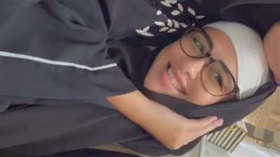 بالحجاب.. ياسمين عبد العزيز تبكي أثناء أدائها مناسك العمرة |صور