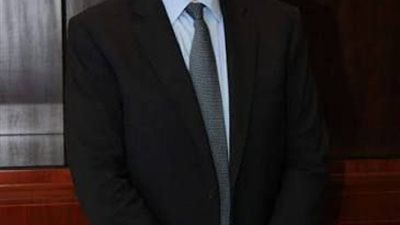 وليد زكي يقود بايونيرز بروبرتيز للتنمية العمرانية لدعم سهم الشركة بالبورصة عبر شراء أسهم خزينة