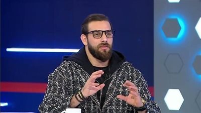 “بيزيرا كركب الدنيا خالص”.. أحمد دويدار يسخر من فوز الأهلي أمام سيراميكا