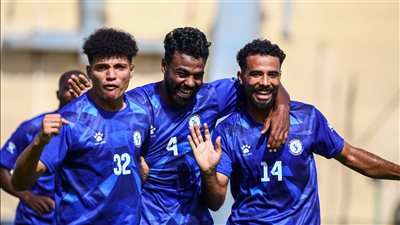 العبور إلي الدور الثالث لبطولة كأس مصر بثنائية في المريخ البورسعيدي