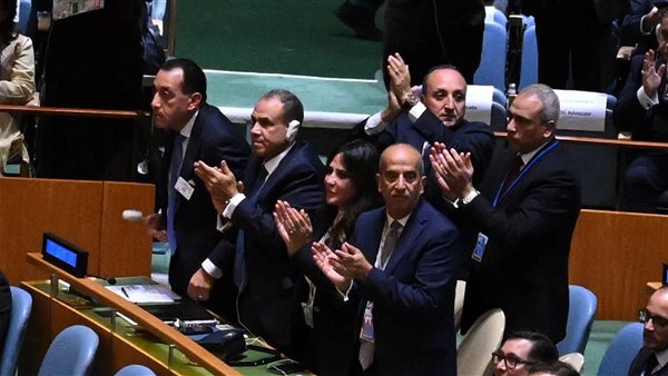 عاجل.. فرحة رئيس الوزراء والوفد المصرى لحظة إعلان الرئيس الفرنسي الاعتراف رسمياً بالدولة الفلسطينية