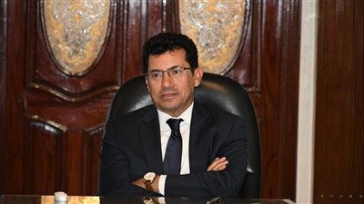 وزير الشباب والرياضة يبحث مع شركة “مدن للتطوير العقاري” سبل التعاون في الاستثمار الرياضي
