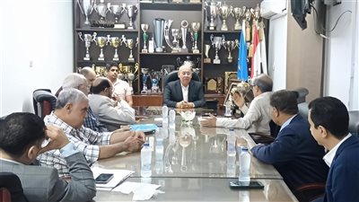 رئيس اتحاد الكاراتيه يبحث تطوير فرع الجيزة