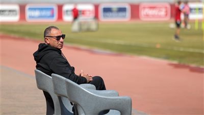 اجتماع عاجل بين الخطيب ولجنة التخطيط في الأهلي لمناقشة ملف المدير الفني