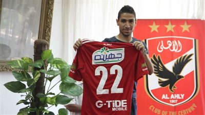 محمد فاروق: علاقتي جيدة بجماهير الأهلي ومن سبوني “مدفوعين”.. وغلطة بيراميدز “غير مقصودة”