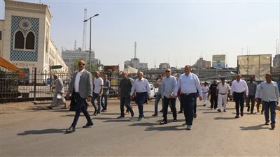 محافظ القاهرة بجولة تفقدية بمحيط ميدان رمسيس لمتابعة أعمال إعادة الانضباط للمنطقة المحيطة بالميدان وكوبرى الليمون