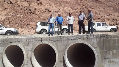 لاستقبال موسم الأمطار الغزيرة.. وزير الري يتابع موقف جاهزية منشآت الحماية من أخطار السيول