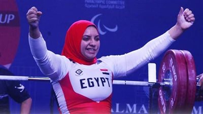 لجنة رفع الأثقال الدولية تصل القاهرة لمتابعة استعدادات بطولة العالم بالعاصمة الإدارية