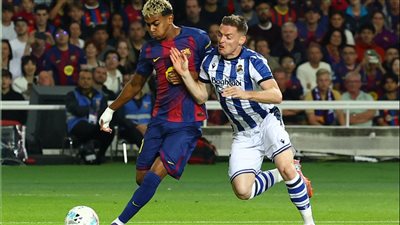 برشلونة يقلب الطاولة على ريال سوسيداد بثنائية ويعتلي صدارة الدوري الإسباني
