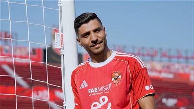 ” ده مكان النادي الطبيعي”.. محمد شريف يحتفل بفوز الأهلي أمام الزمالك فى قمة الدوري