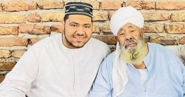وفاة الشيخ أحمد الجيلاني ليلحق بوالده بعد 9 شهور ودفنه بالساحة الجيلانية