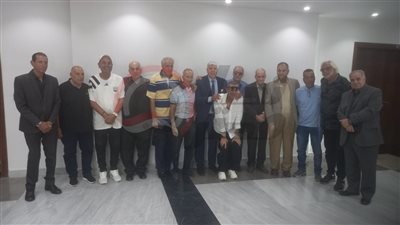 أحمد شوبير يقود تكريم نخبة من حراس المرمى السابقين في مركز المنتخبات الوطنية