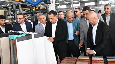 رئيس الوزراء: منطقة القنطرة غرب مصممة لاستيعاب 300 مصنع وافتتاح 40 أخرين خلال عامين