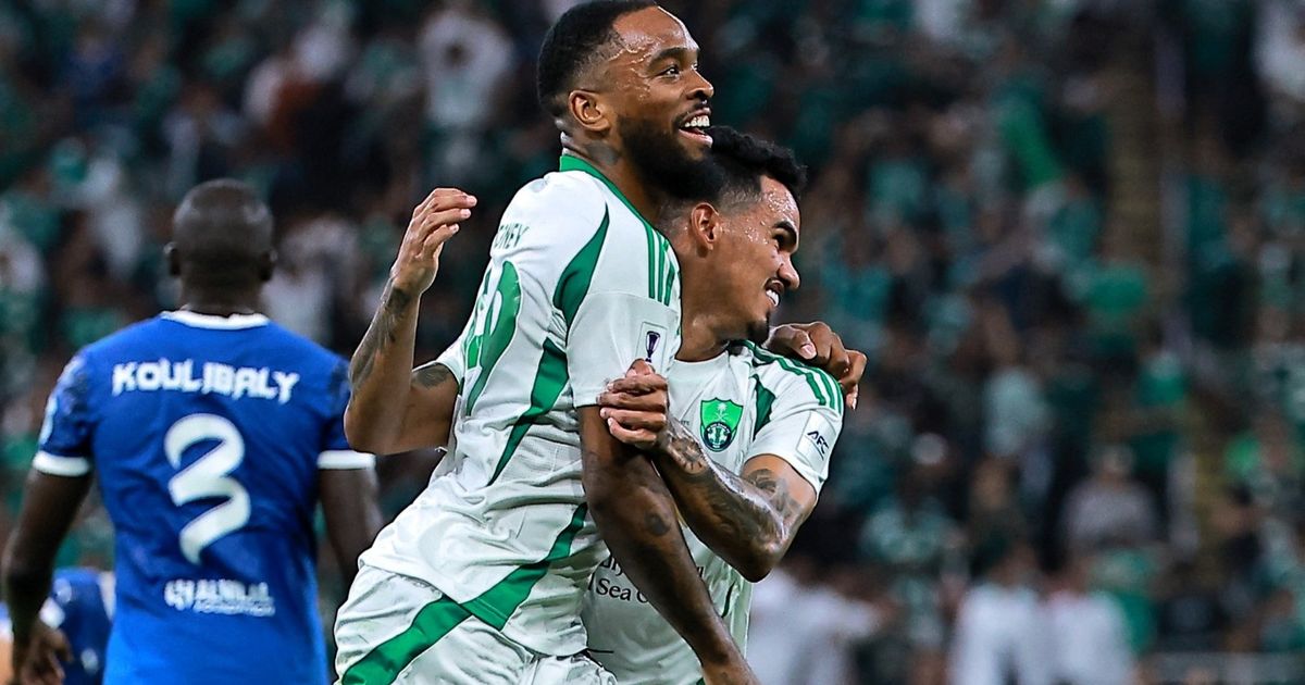 ما هو مركز الأهلي السعودي في الدوري الإنجليزي؟ توني يوضح