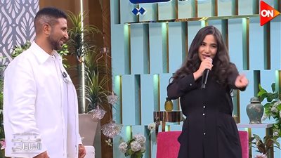 جودي ابنة أحمد سعد تشاركه الغناء في برنامج معكم منى الشاذلي.. صور