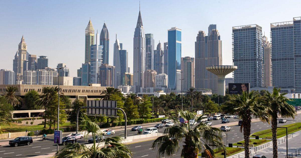 دبي تحظر أكبر بنوك القطاع الخاص في الهند من استقطاب عملاء جدد
