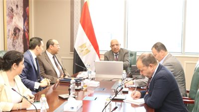 الكهرباء: الاعتماد على الطاقات المتجددة يستلزم التوسع فى استخدام بطاريات تخزين الطاقة