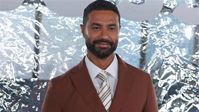 ضمن أسبوع الموضة بميلانو.. كريم فهمي الممثل العربي الوحيد في عرض BOSS Runway Show