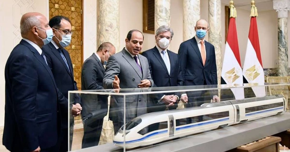 مصر تسدد 670 مليون يورو لتنفيذ خطين من القطار السريع