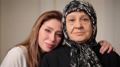 إيناس عز الدين توجه رسالة لجدتها: هي اللي عوضتني ومعرفتش في حياتي غيرها