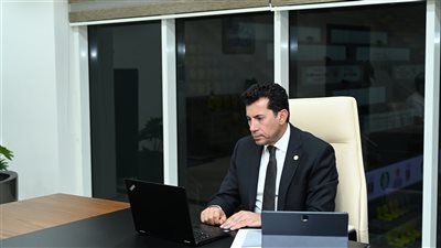 وزير الشباب والرياضة يعقد اجتماعًا تنسيقيًا لمتابعة التحضيرات الخاصة لاستضافة مصر بطولة العالم للأندية كرة اليد