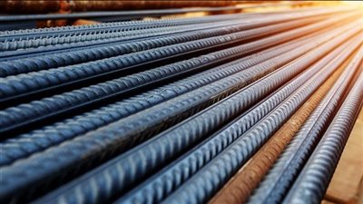 الغرفة التجارية تكشف أسباب ارتفاع أسعار الحديد في مصر عن السعر العالمي