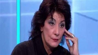 سماح أنور: أنا حما طيبة وابني هو اللي بيتعب مني مش مراته