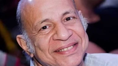 بعد استغاثته الأخيرة .. منير مكرم يكشف تطورات الحالة الصحية لـ عيد ابو الحمد