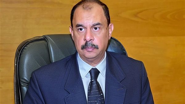 محافظ سوهاج يتابع معدلات الأداء بملف التصالح على مخالفات البناء