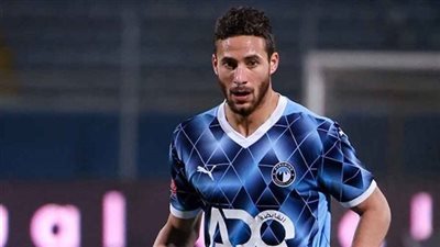 المعتصم سالم يعلن غياب وليد الكرتي ورمضان صبحي عن مباراة بيراميدز وأهلي جدة