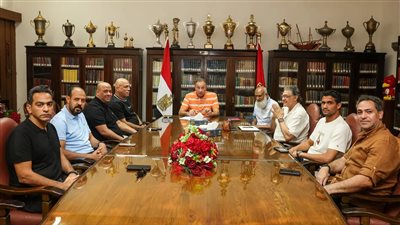 خالد الغندور: يكشف كواليس اجتماع مجلس إدارة الأهلي في غياب الخطيب