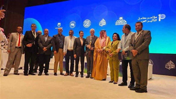 المؤتمر الدولى العاشر لمعامل التأثير العربي في السعودية يكرم رئيس جامعة المنوفية