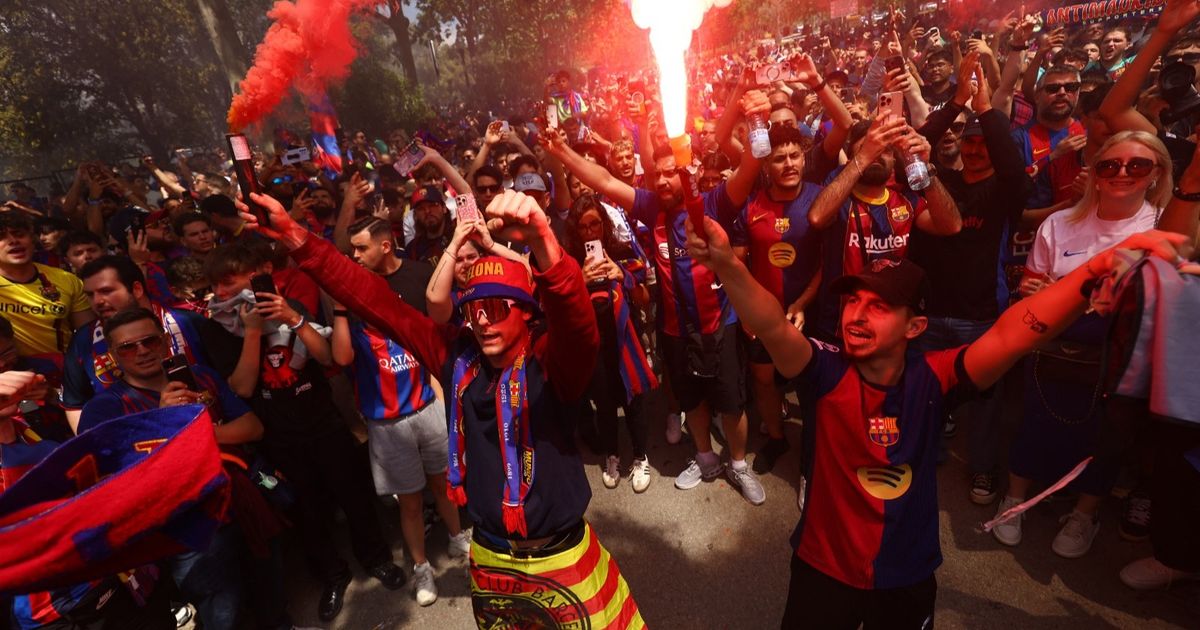 مباراة برشلونة وباريس تصنف “عالية الخطورة” وسط تشديد أمني