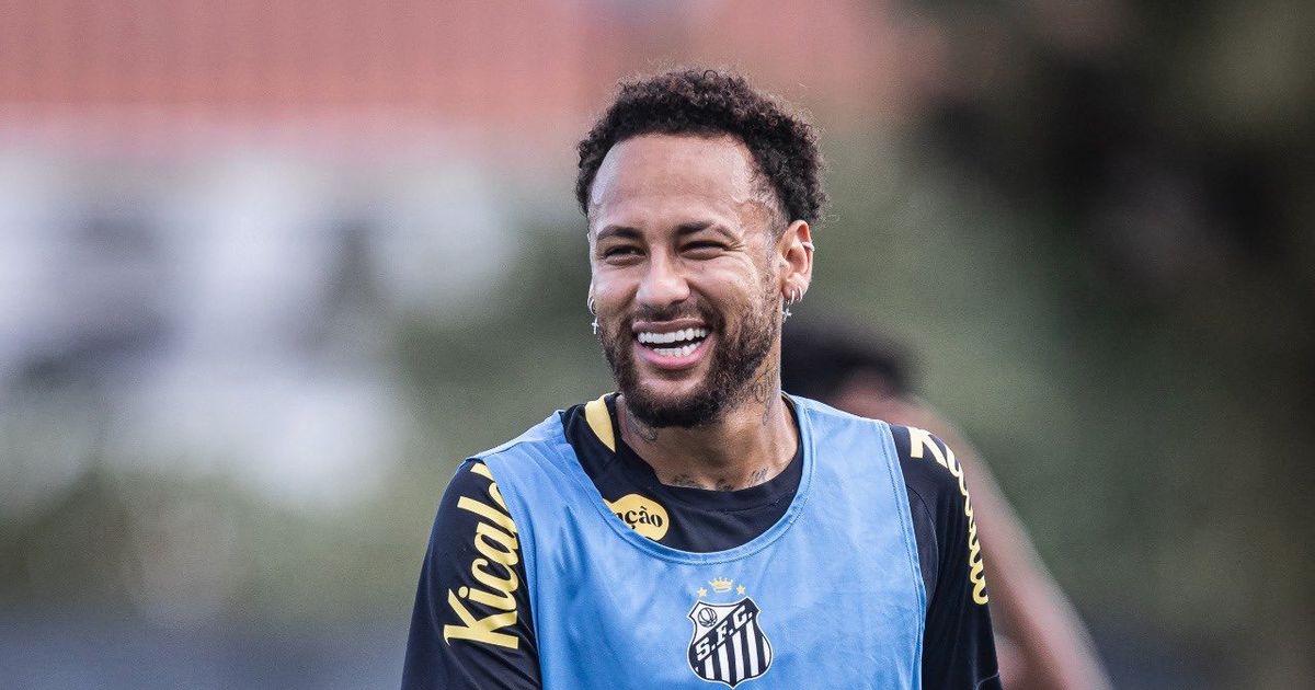 كابوس الإصابات يطارد نيمار ويبعده أكثر عن منتخب البرازيل