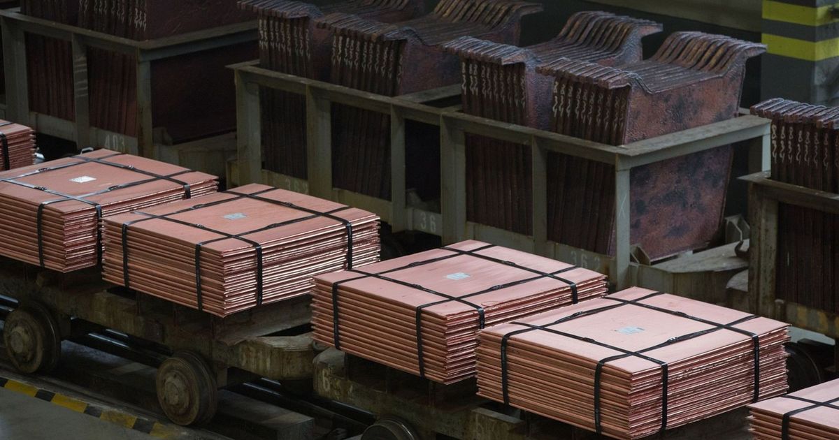 سعر النحاس يواصل مكاسبه مع استيعاب السوق لاضطرابات منجم فريبورت