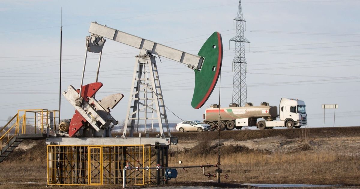 النفط مستقر مع تزايد المخاطر على إمدادات روسيا