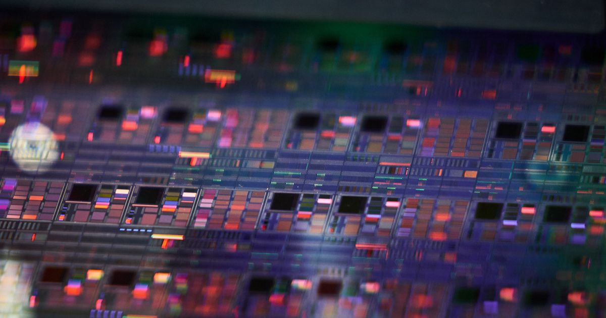 الصين تبدأ تحقيقاً حول إغراق بعض الرقائق الأميركية