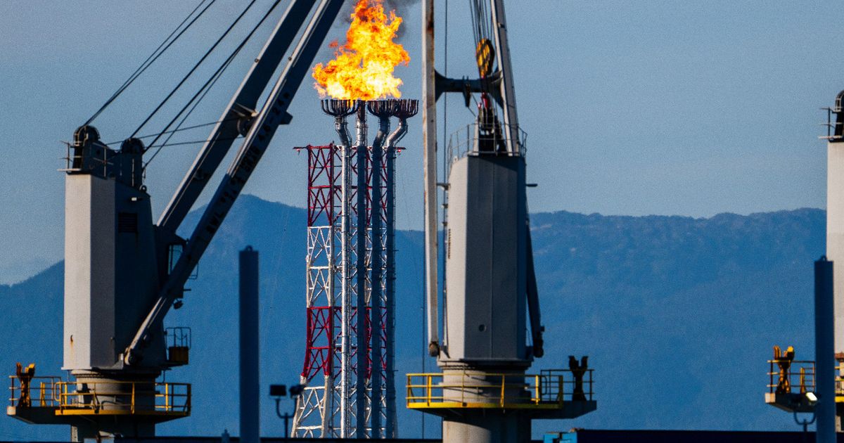 كندا توافق على مشروع لتصدير الغاز بدعم من “بلاكستون”