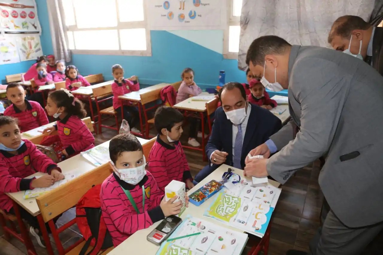 بدء توزيع الوجبات المدرسية للتلاميذ الأحد المقبل تفاصيل الوجبة ومكوناتها