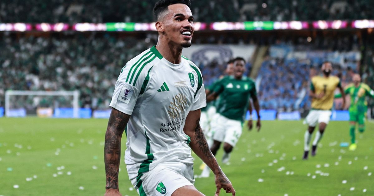 جالينو يقترب من تعزيز صفوف الأهلي السعودي أمام بيراميدز