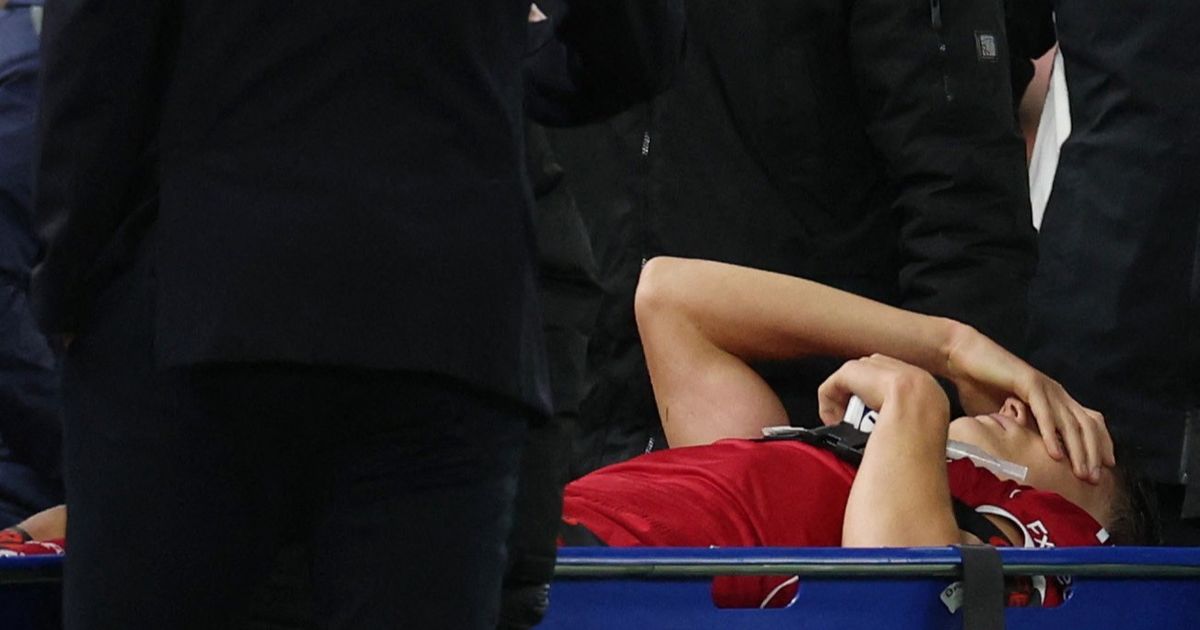 رومانو: إصابة مدافع ليفربول الجديد بتمزق في الرباط الصليبي