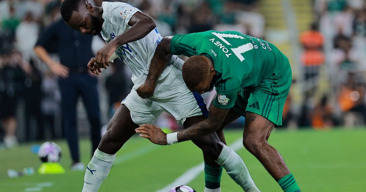 6 أرقام تُزيّن الكلاسيكو المثير بين الأهلي والهلال