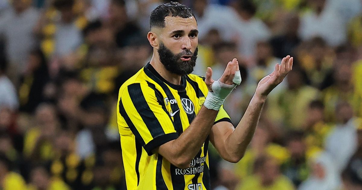 ما دور كريم بنزيما في إقالة لوران بلان من تدريب الاتحاد؟
